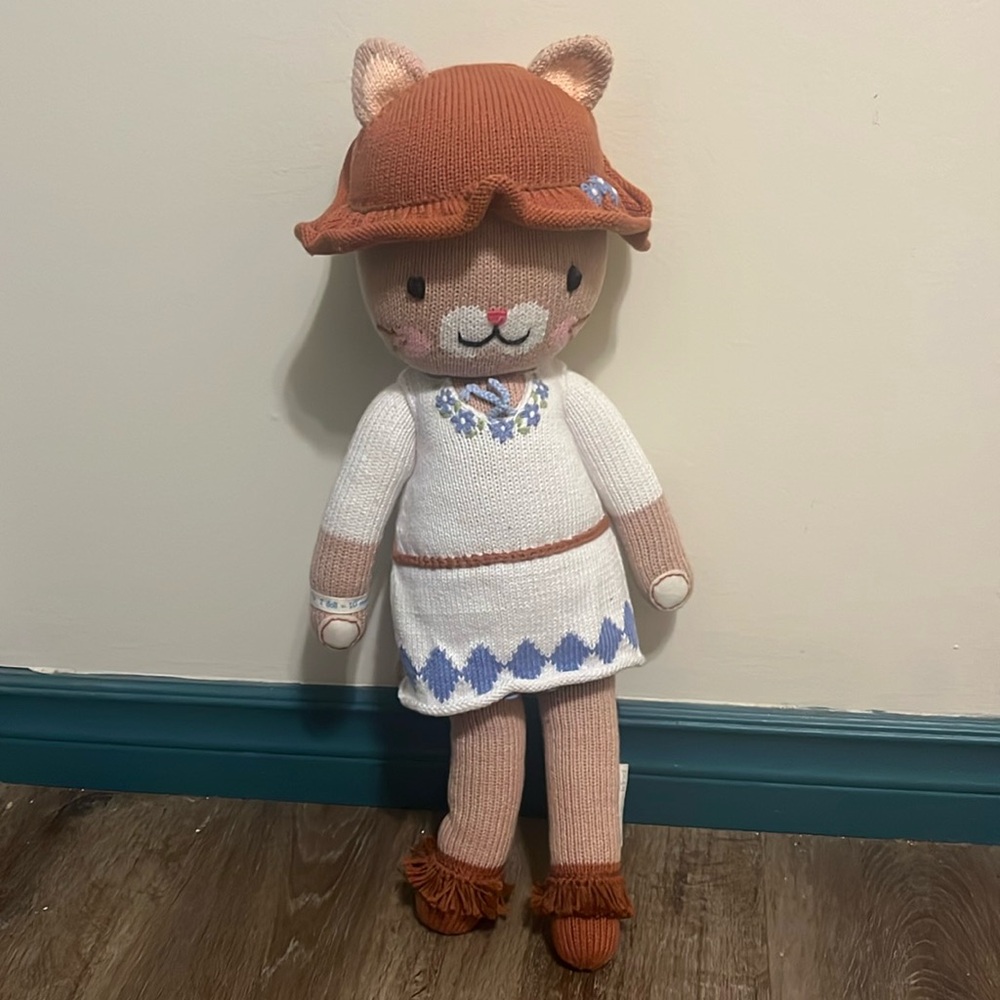 Cuddle and kind cat
